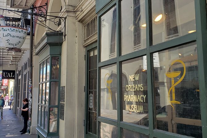Small Group Local's Guide to the French Quarter Tour - Start on Toulouse St: the easiest way to plug this into your day
