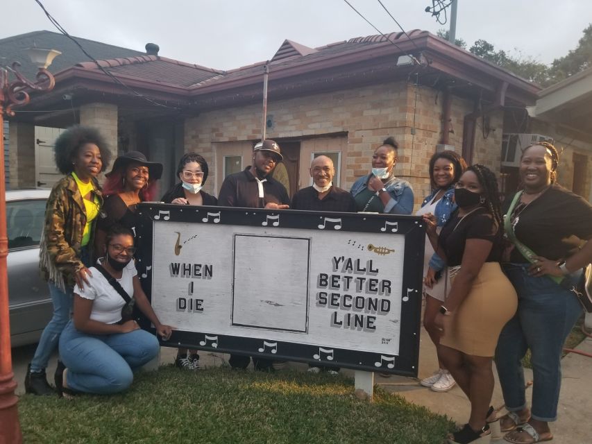 Soul of New Orleans City Tour:Enslavement to modern culture - A guided history walk on wheels: what the 150-minute route feels like