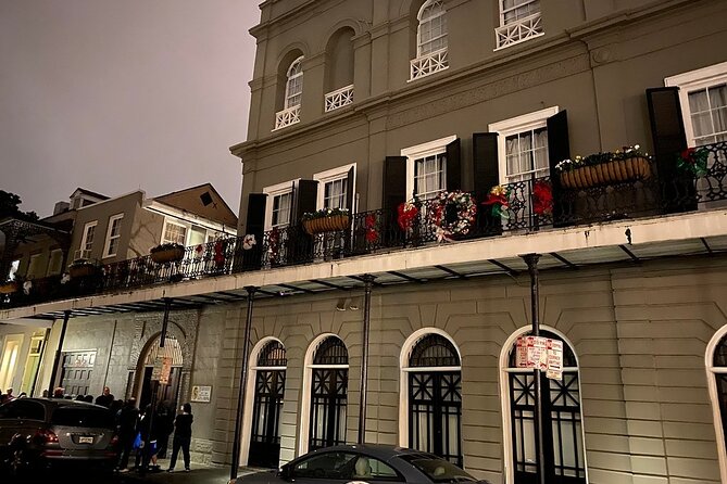 The Ghosts of New Orleans Tour - The Story Mix: How the Tour Blends History and Ghost Lore