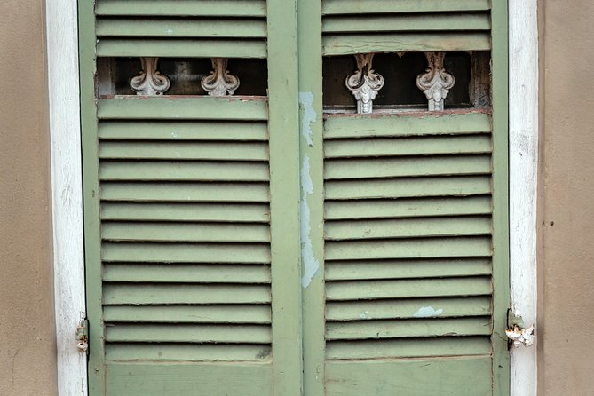 Treasures of New Orleans: Ghosts & Voodoo Private Tour - Stop 4: Cabildo and St. Louis Cathedral, the Ghosts-on-Purpose Zone