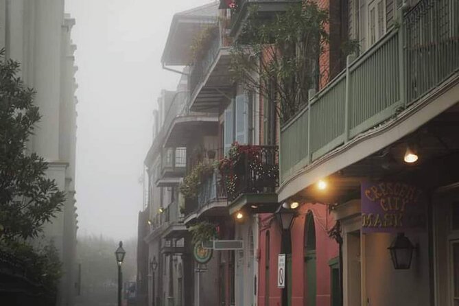 True Crime, Whores and Gore FQ Walking Tour - Headsets + small group size: how you actually enjoy the storytelling