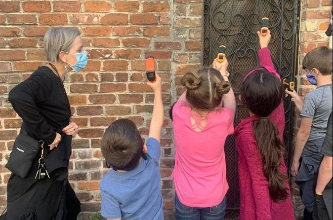 Twilight Tour- Hauntings for Tweens (8 - 12 y.o.) - Gallier House: Victorian mourning rituals with haunted antiques to touch