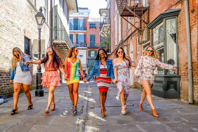 Walking Instagram Photo Tour in the French Quarter New Orleans - French Quarter photo coaching, not just another walk